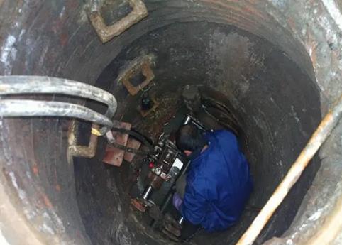 银川市贺兰抽化粪池公司为您分享下管道非开挖修复技术的工艺流程和操作规范